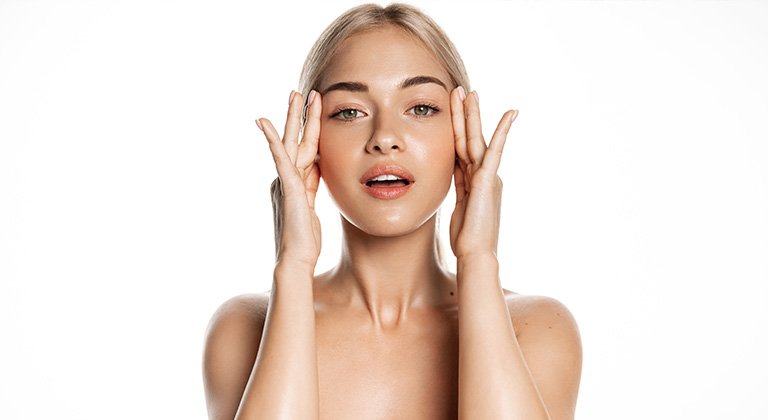 Gli-effetti-della-Niacinamide-e-dell-Acido-Salicilico-Insieme_mobile