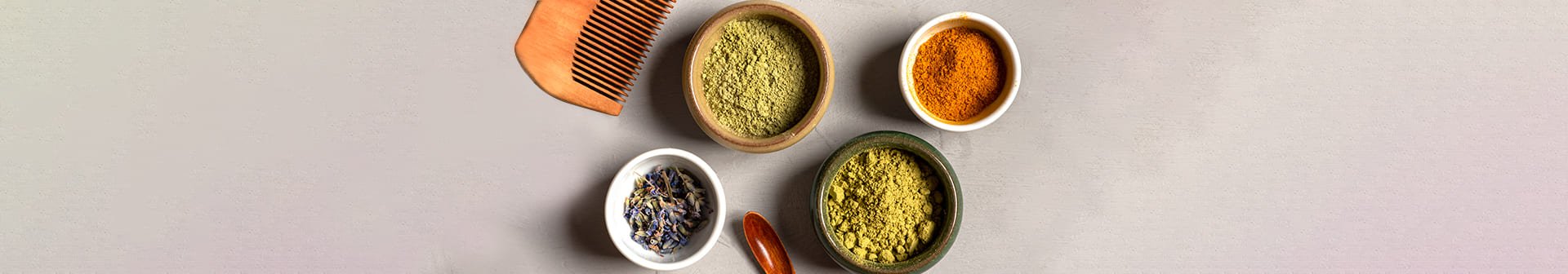 Consigli e Prodotti per Tingere i Capelli Naturalmente