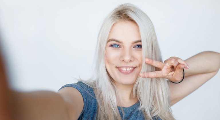 Capelli Biondo Platino Colorazione Perfetta Anche A Casa