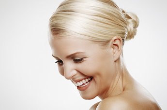 193477---garnier---article-group---image---345-x-228---acconciature-capelli-lisci-v1-f5