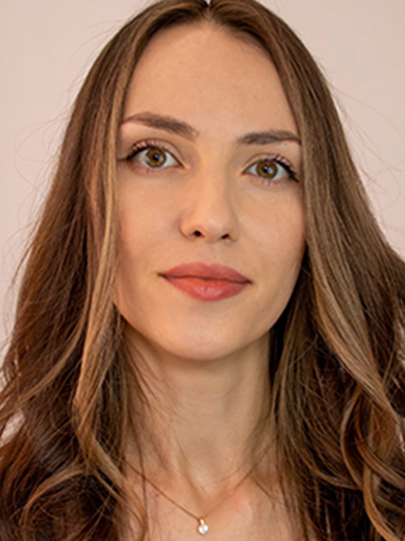 Consigli-e-prodotti-per-colpi-di-sole-sui-capelli-castani_search