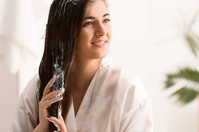 Come applicare la maschera per capelli mobile