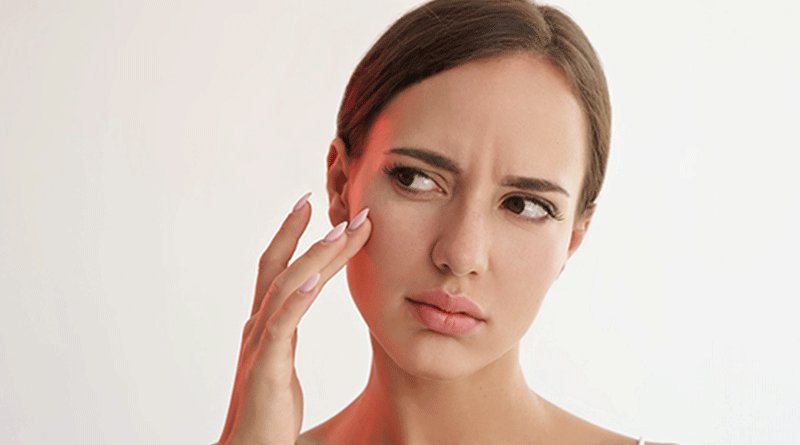 Cause e Rimedi per la Pelle del Viso Secca e Screpolata-1